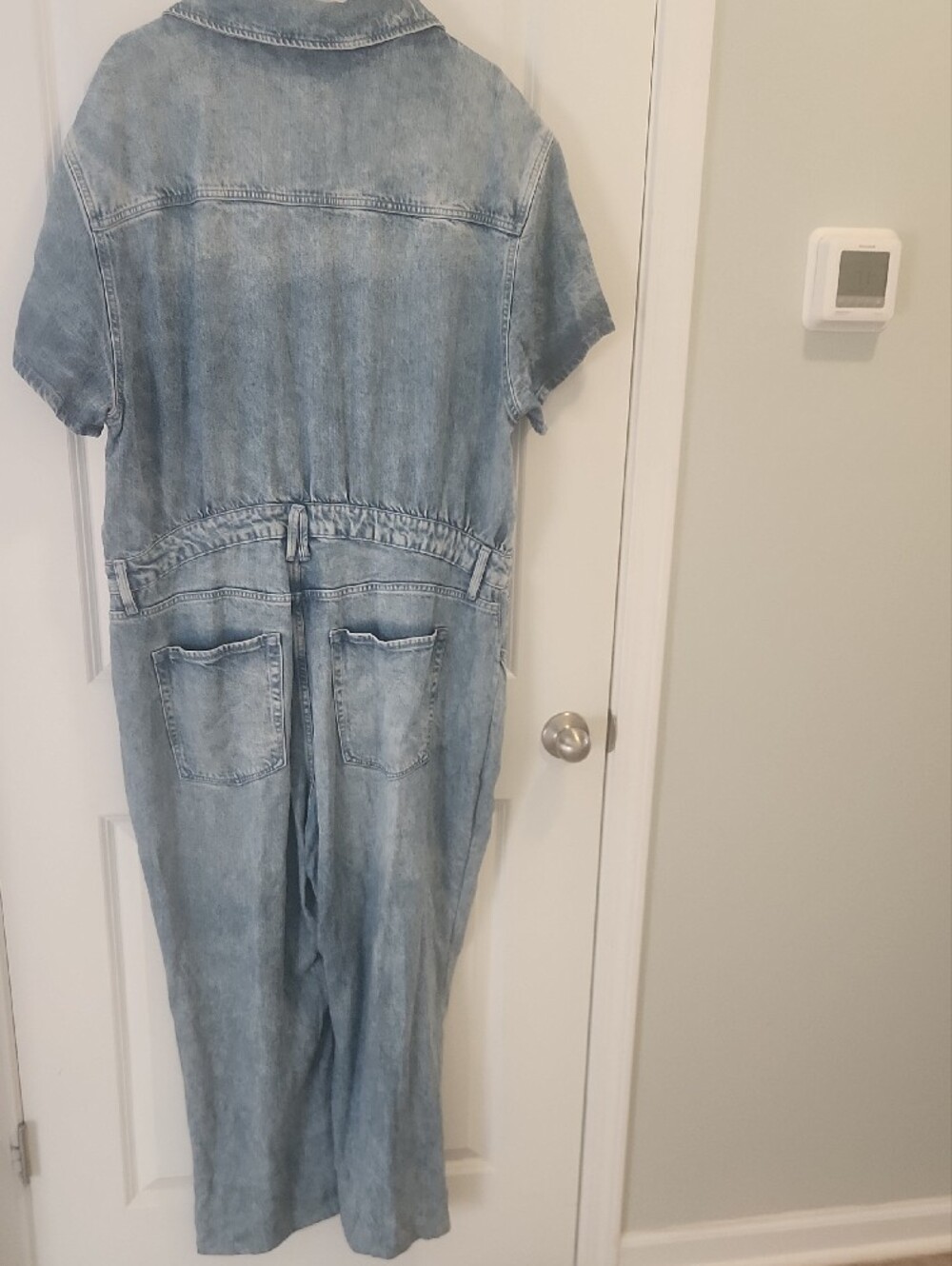 Good American Jean Jumpsuit - Picture 6 of 7